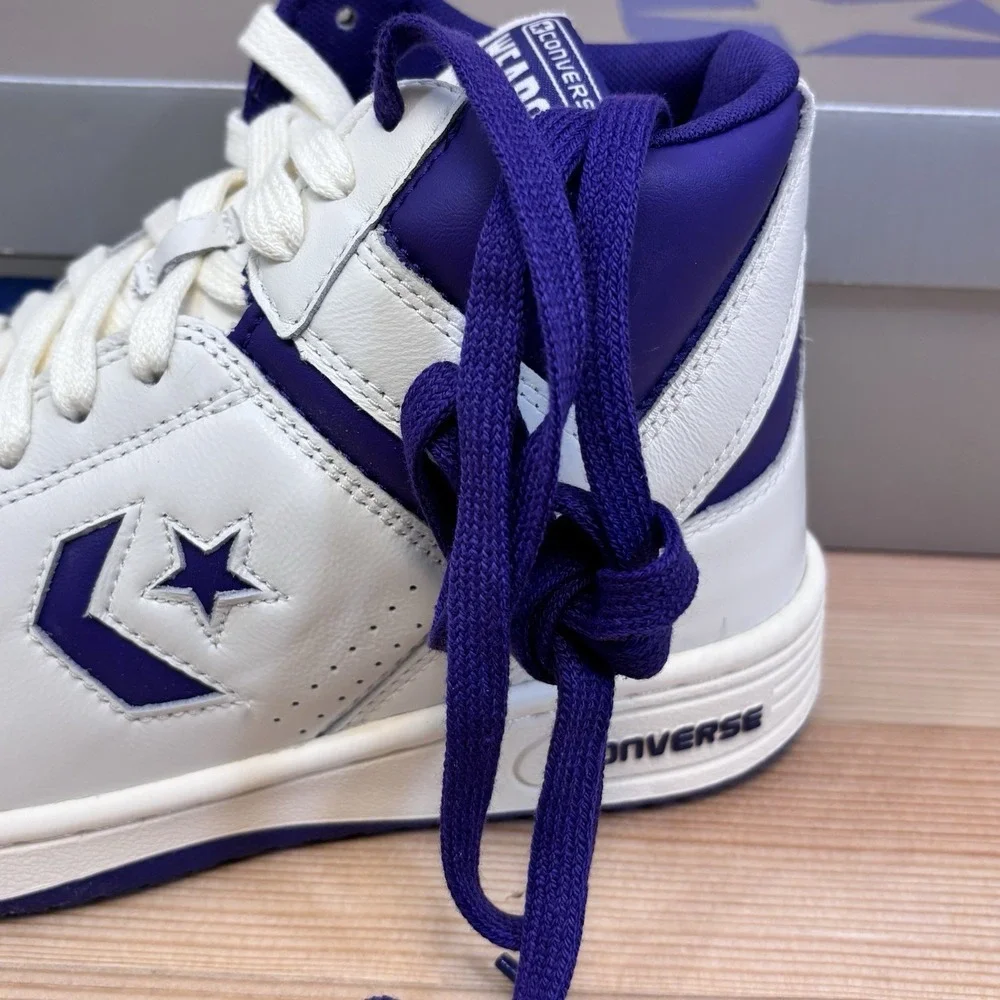 Converse Mens Weapon Mid  Mens Size 8 Vintage White Court Purple A11211C